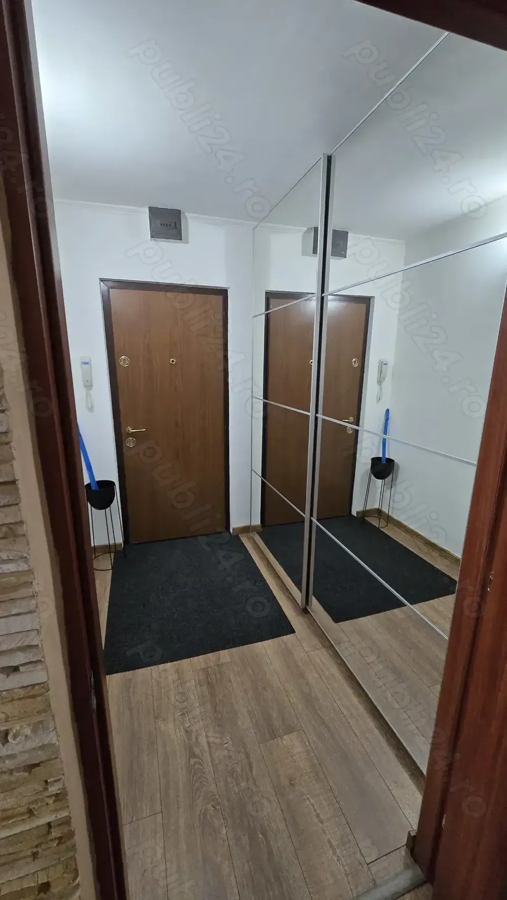 INCHIRIEZ Garsoniera zona Centrala - imagine 1