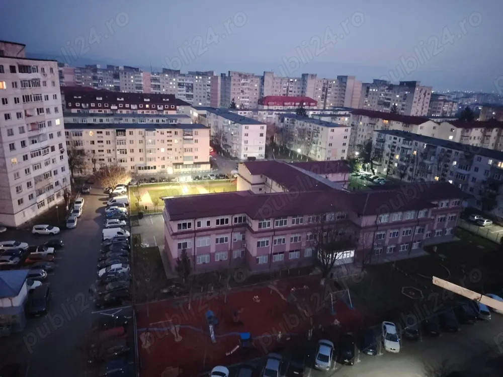 Închiriez apartament Ostroveni    priveliște superbă! - imagine 1