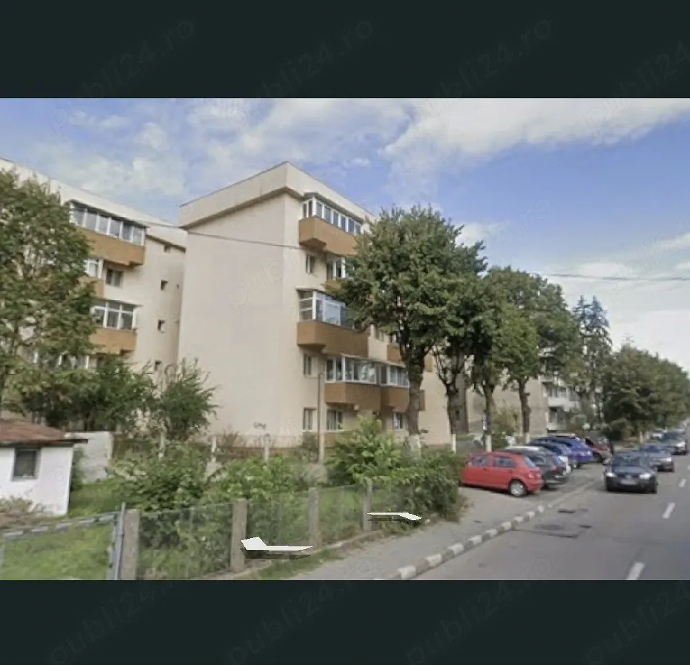 Apartament cu 4 camere de vanzare - imagine 1