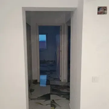 Vand apartament 3 camere 67mp