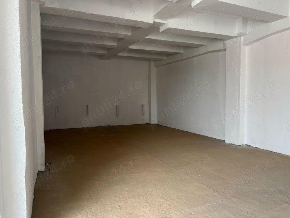 vand   inchiriez depozit