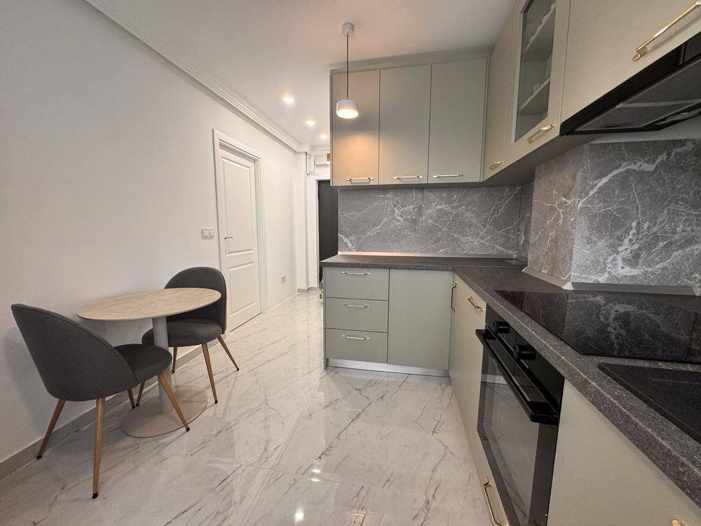 Ap 1 cameră LUX  in inima orașului + terasă, vedere spre parcul Mara - imagine 1