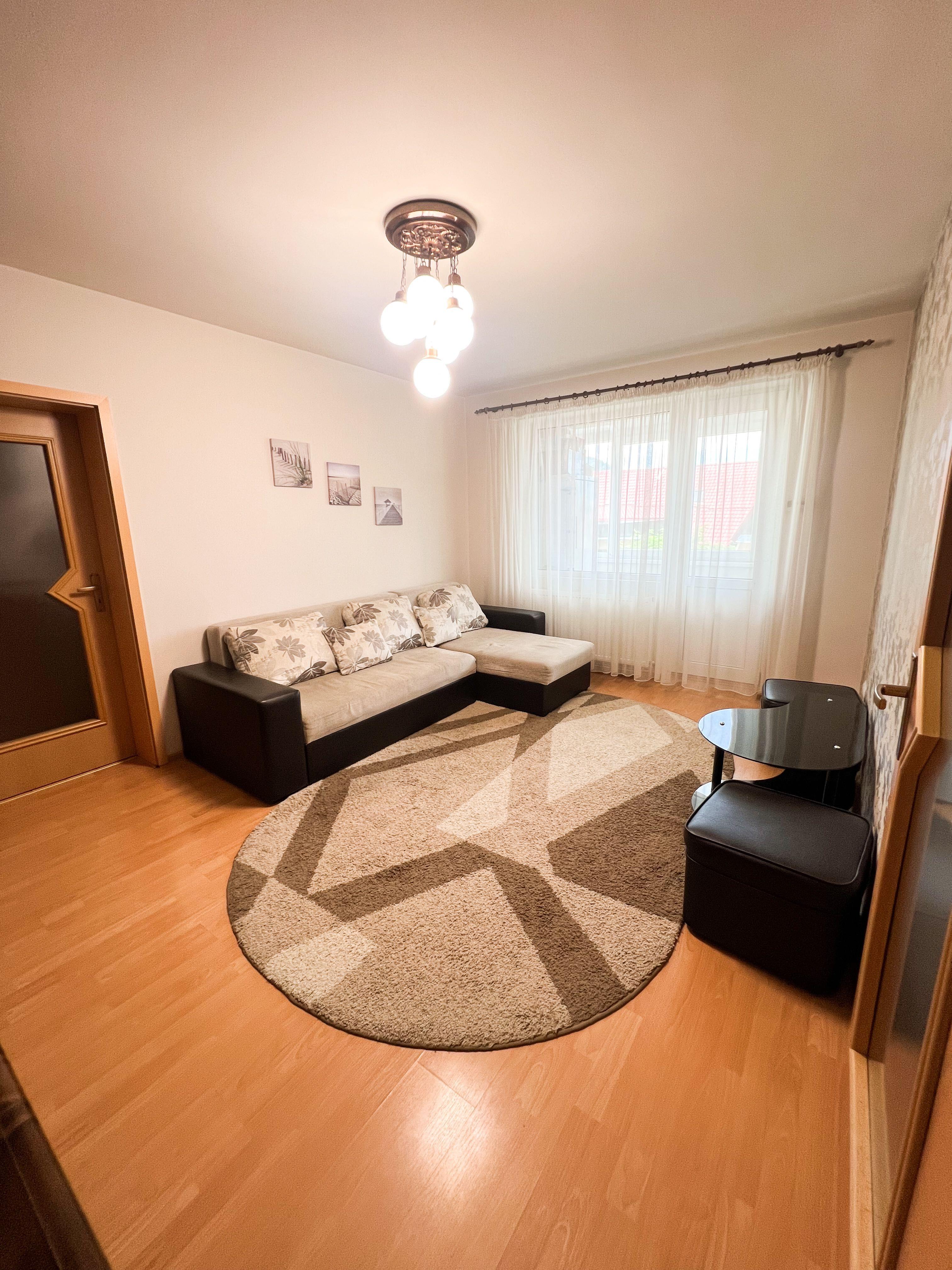 Vand apartament 3 camere mobilat si utilat cartier Sasar