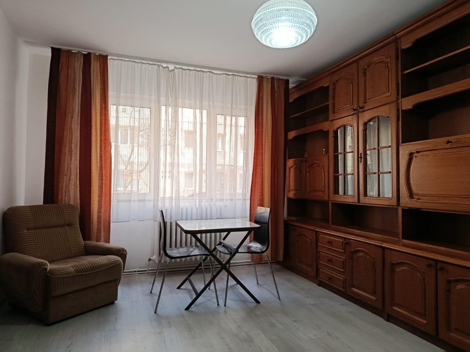 Chirie apartament cu doua camere