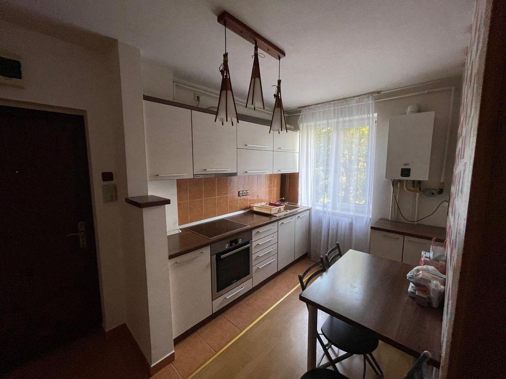 Inchiriez apartament cu doua camere