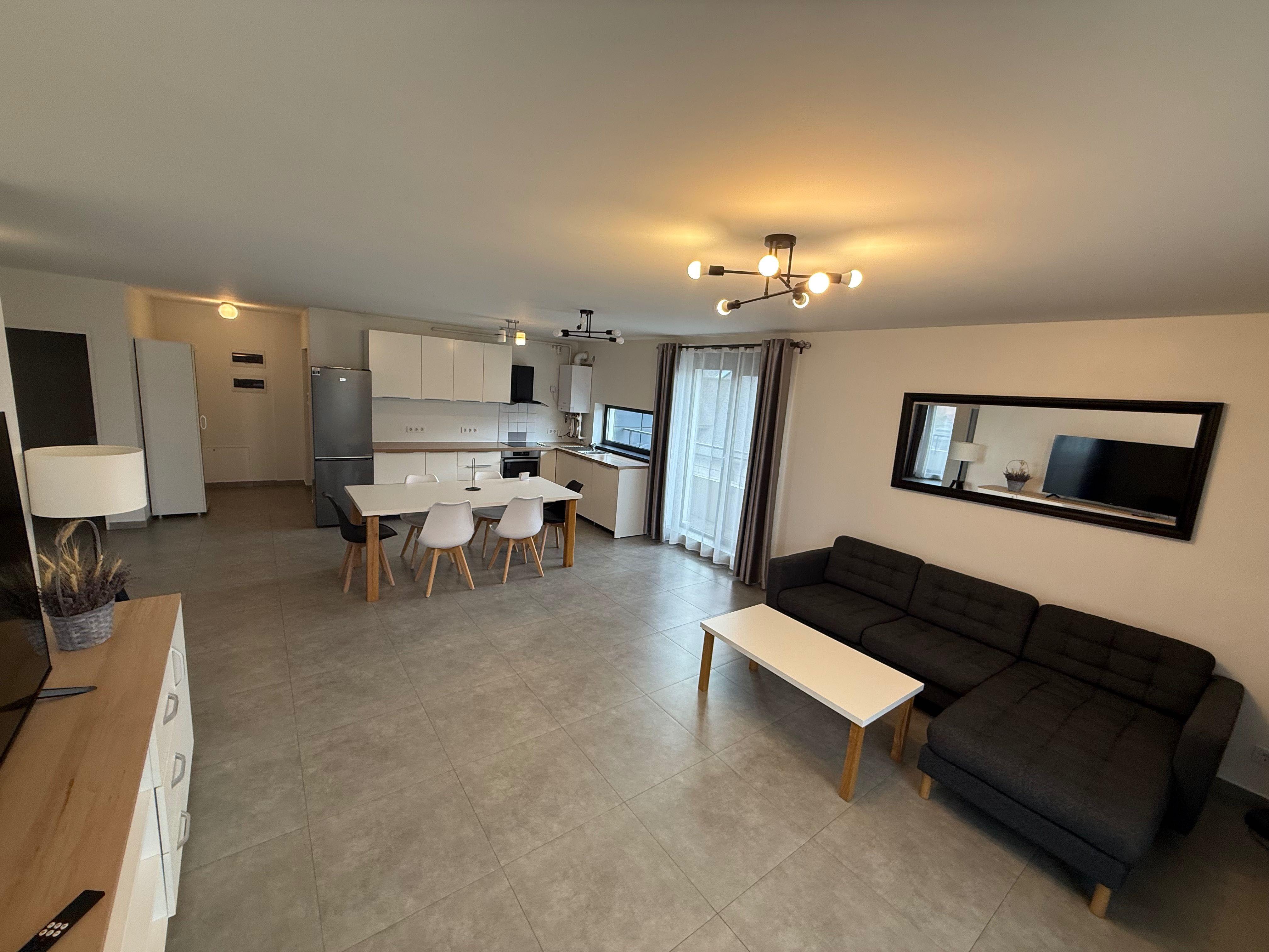 Apartament de închiriat 3 camere - imagine 1