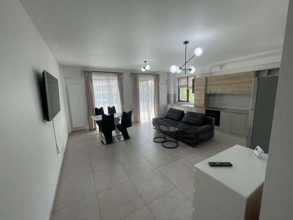 Inchiriez Apartament 3 camere nou