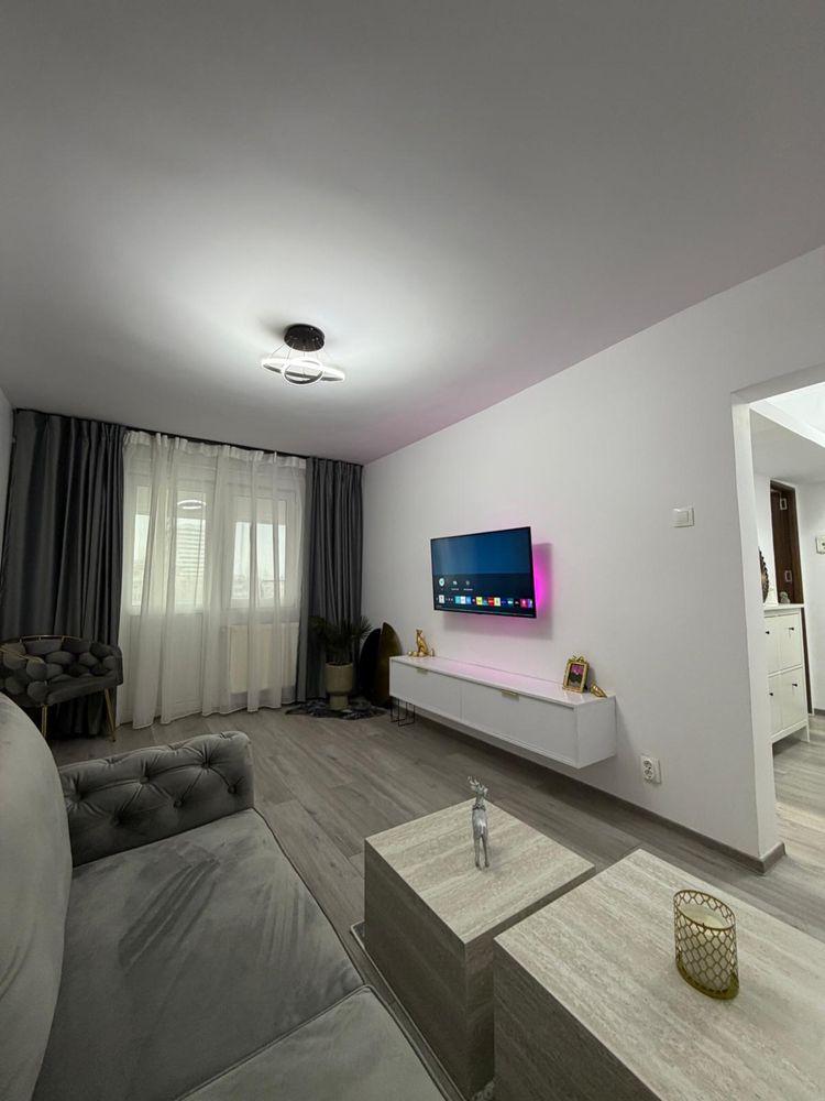 Proprietar, vand apartament 2 camere Cina, nr10, Hermes