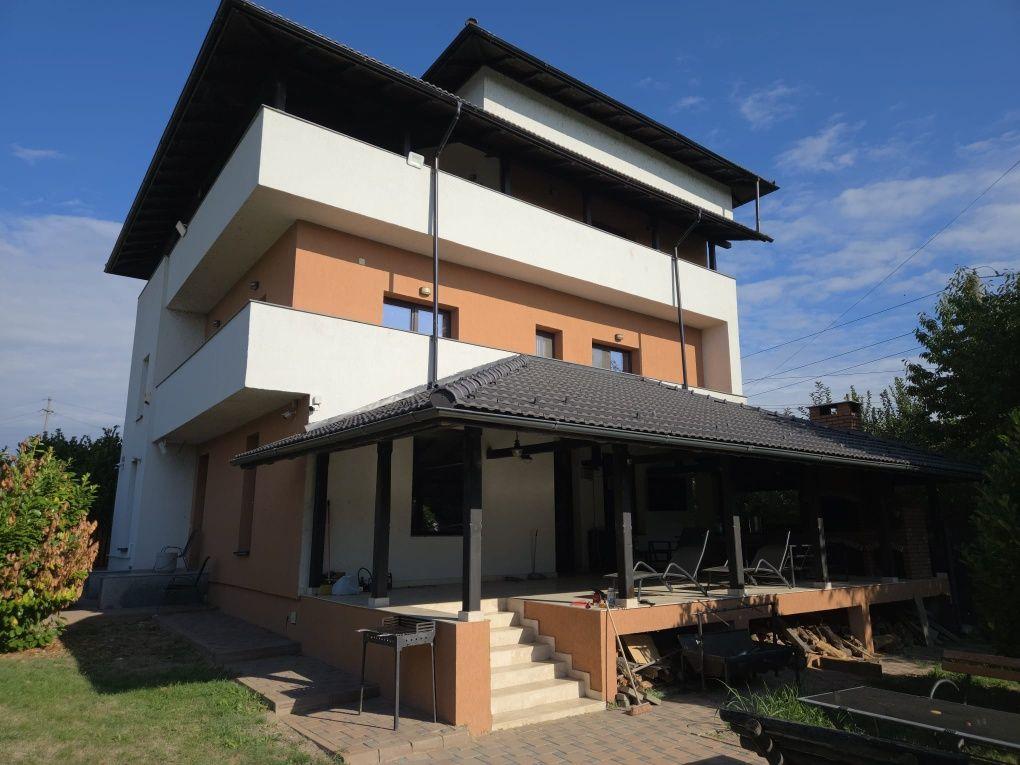 Casa de vânzare zona nord - imagine 1