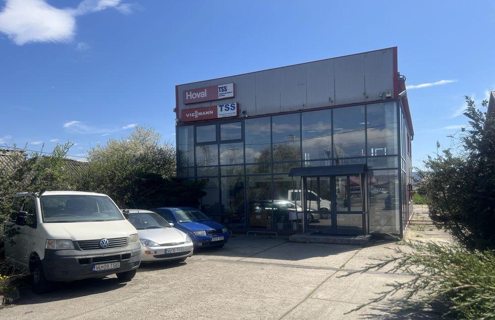 Hala Showroom+Service Raureni 4 benzi 300mp plus curte betonata - imagine 1