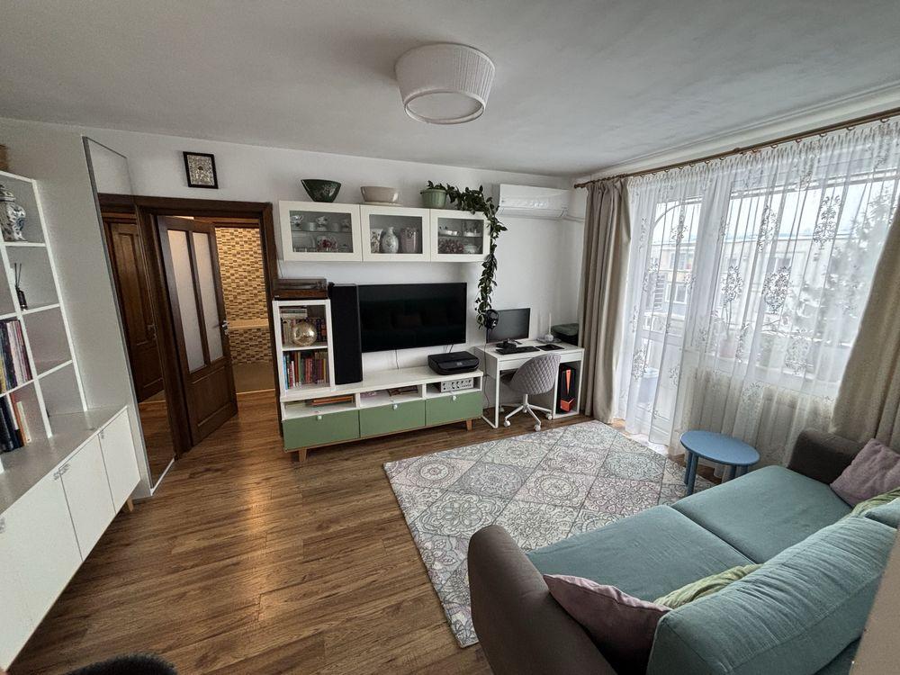 Apartament 3 camere – Grigorescu, zona Coloane