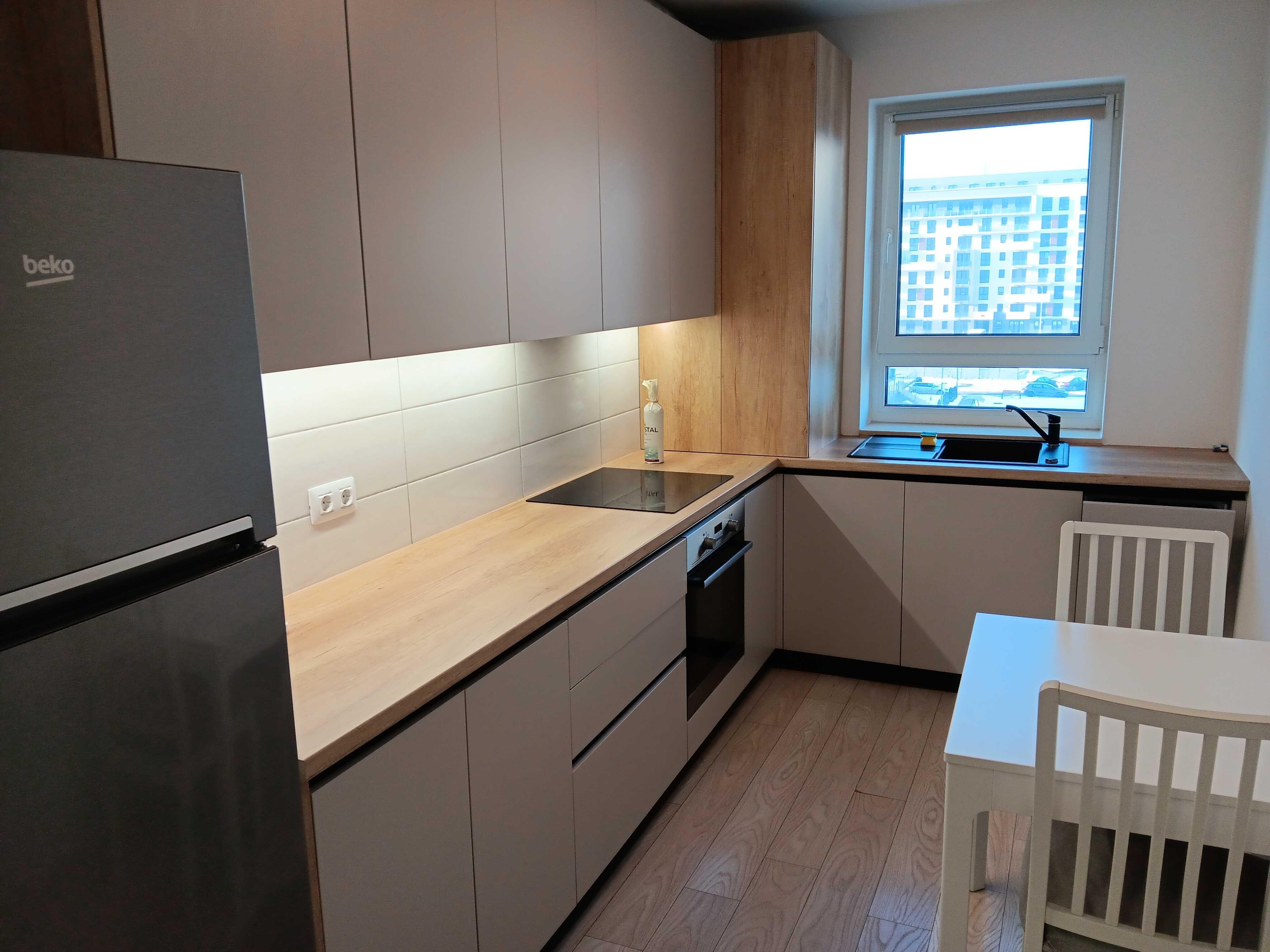 Inchiriez apartament - 2 camere + parcare + boxa - Cartier Maurer - imagine 1