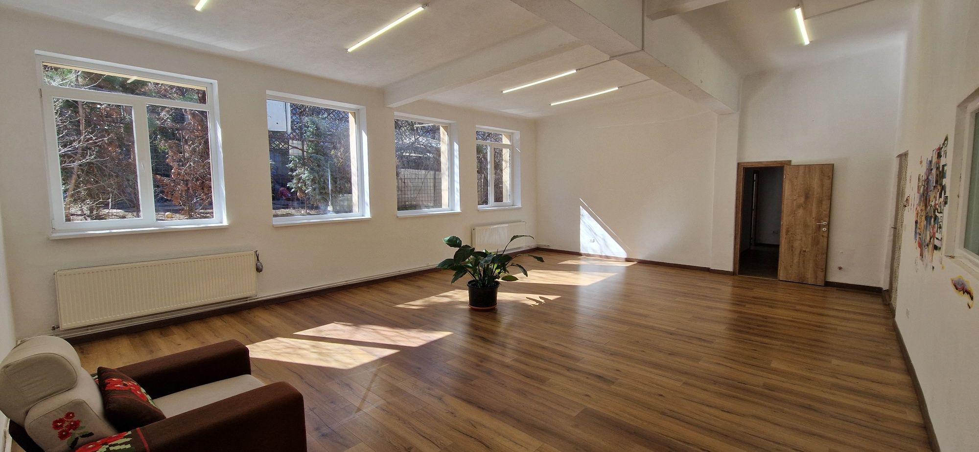 Centru, spatii diverse - imagine 1