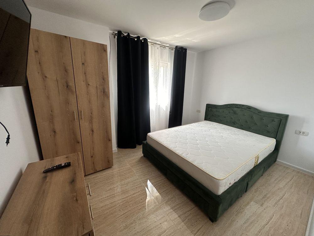Inchiriez apartament cu doua camere in comuna Lumina , garantie o luna - imagine 1