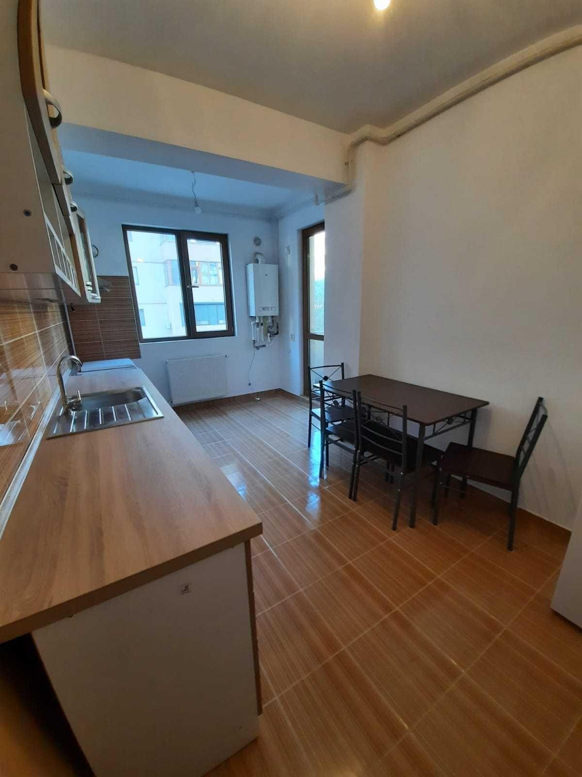 Inchiriez apartament de 3 camere in Cartierul Latín - imagine 1