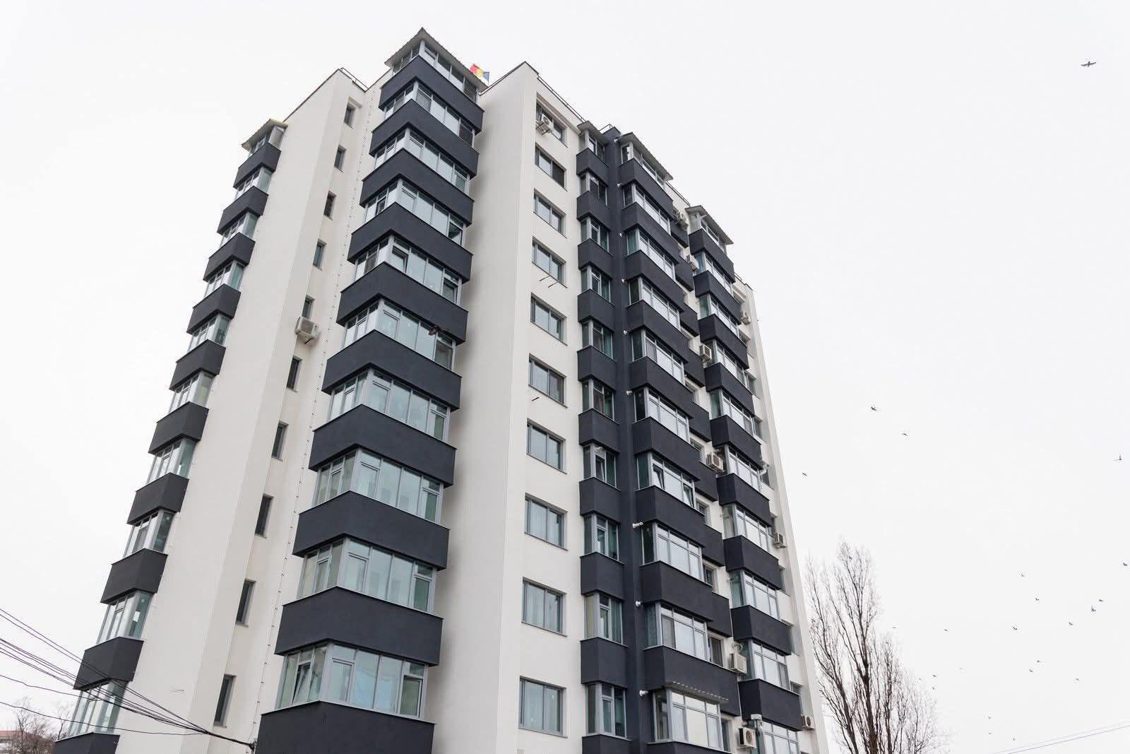 Apartament 2 camere Decomandat, Et. Interm., Podu Ros - imagine 1