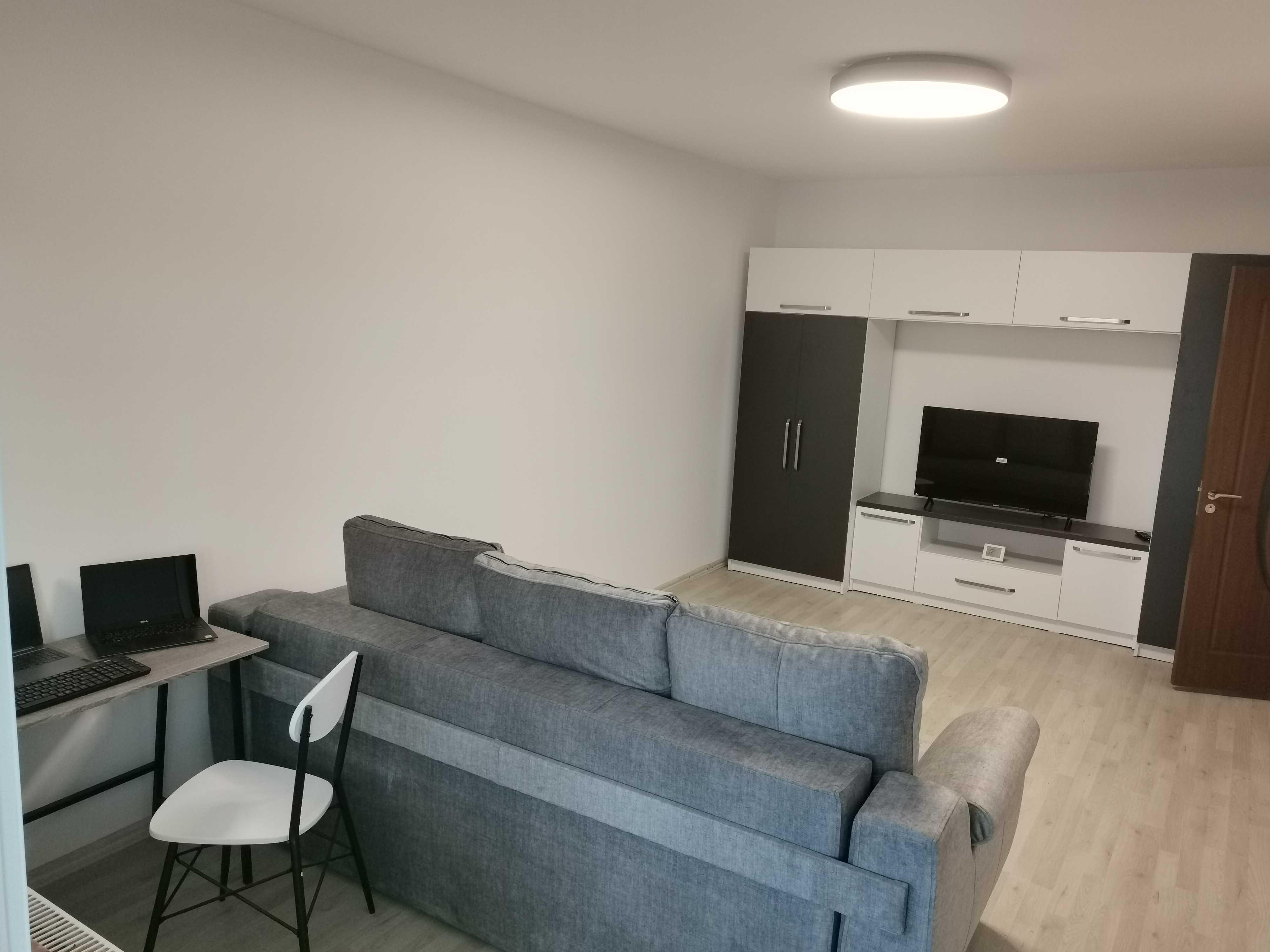 Proprietar, inchiriez apartament 1 camera Rond Vechi - CUG