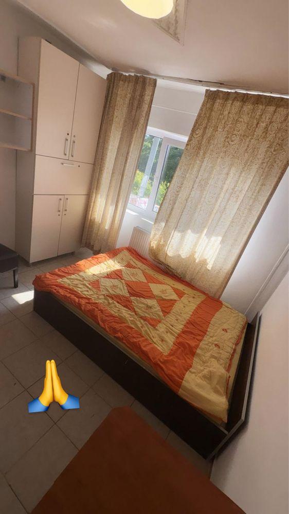 Cameră privata de închiriat cu baie bucătărie comună centru iasi