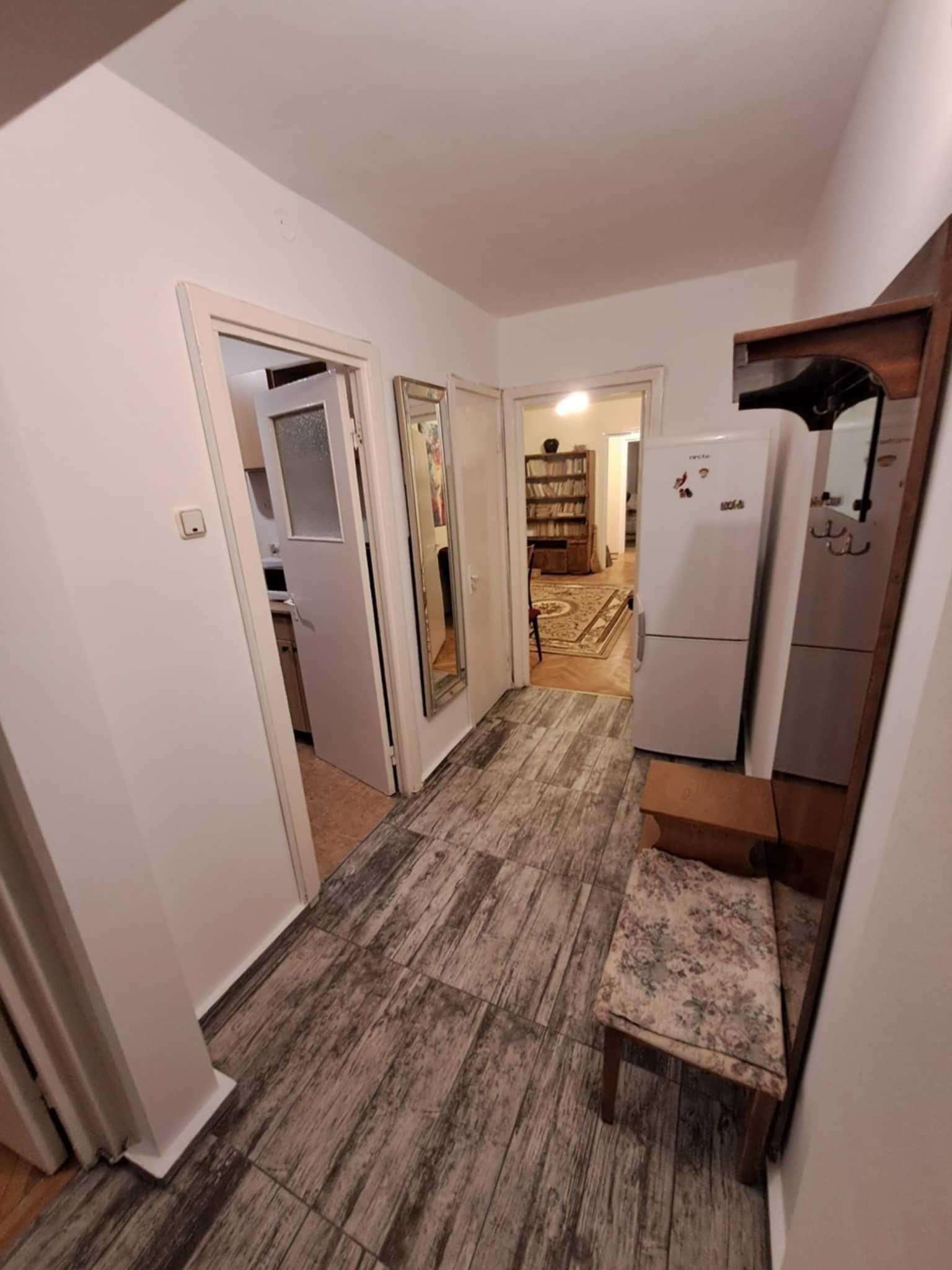 Apartament 3 camere Tatarasi in spate la posta, Iasi