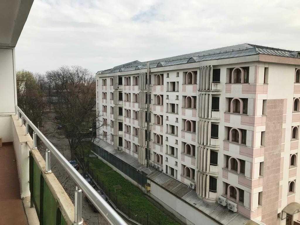 De inchiriat apartament cu 3 camere Copou -Gaudeamus