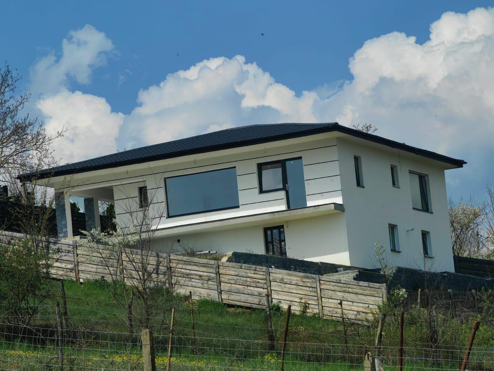 Casa si gradina terasata Rediu 265000 €