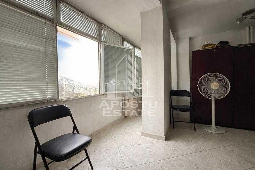Apartament in Piata Victoriei loc de parcare proprietar - imagine 1