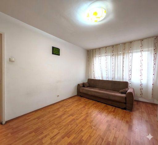 PROPRIETAR - Vand apartament 2 camere mobilat