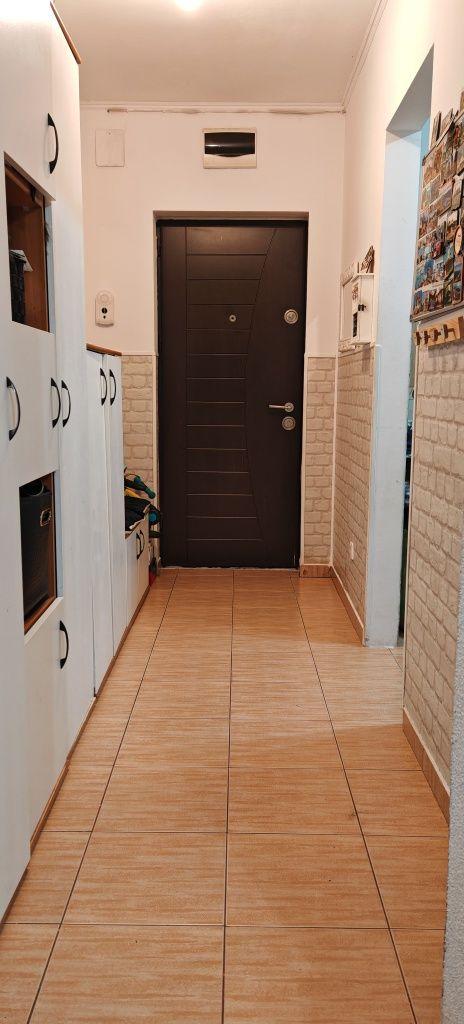 Apartament de vanzare,urgent