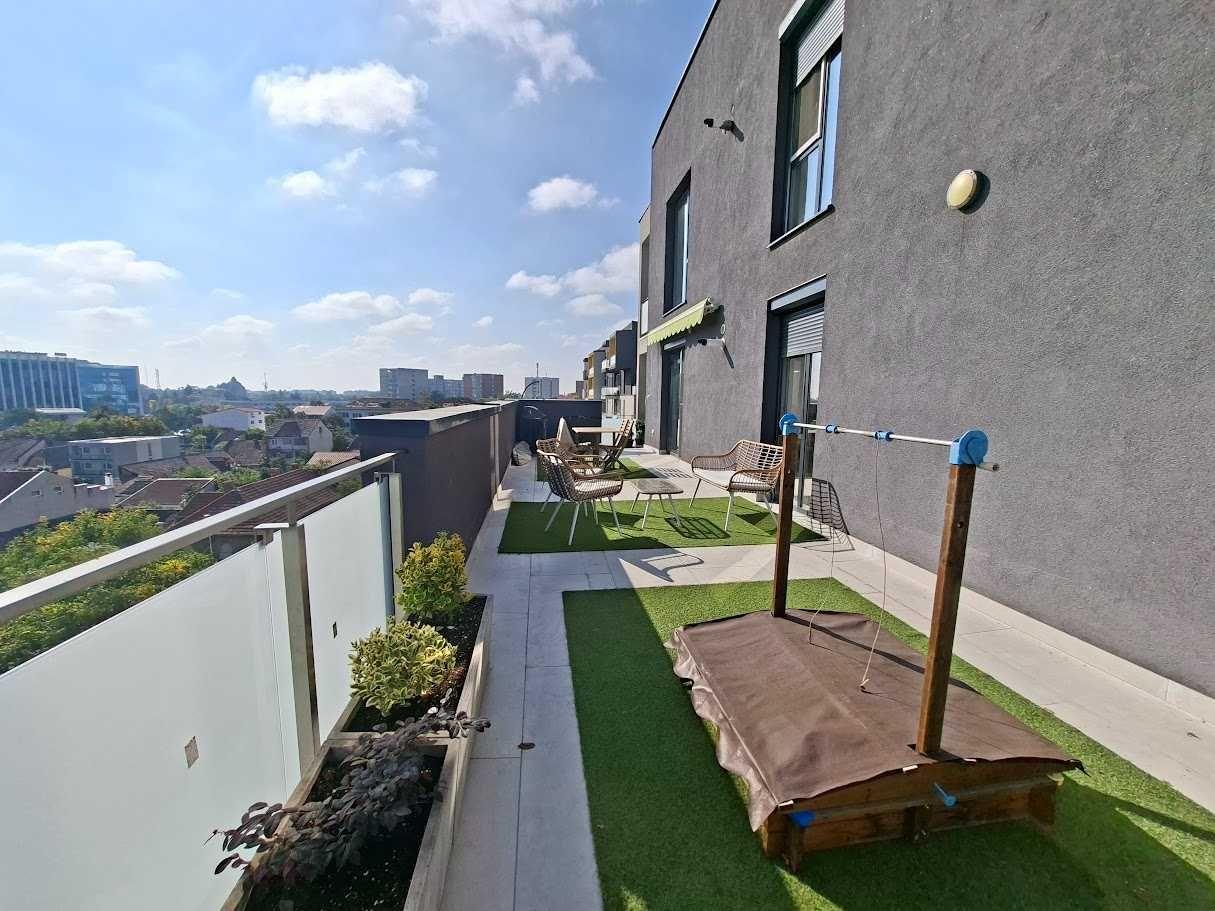 3 camere cu terasă panoramică 55 mp tip Penthouse – Vivalia - Centru - imagine 1