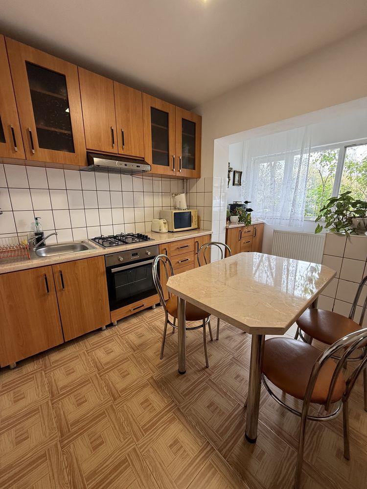 Apartament 3 camere Aradului poziție foarte buna - imagine 1