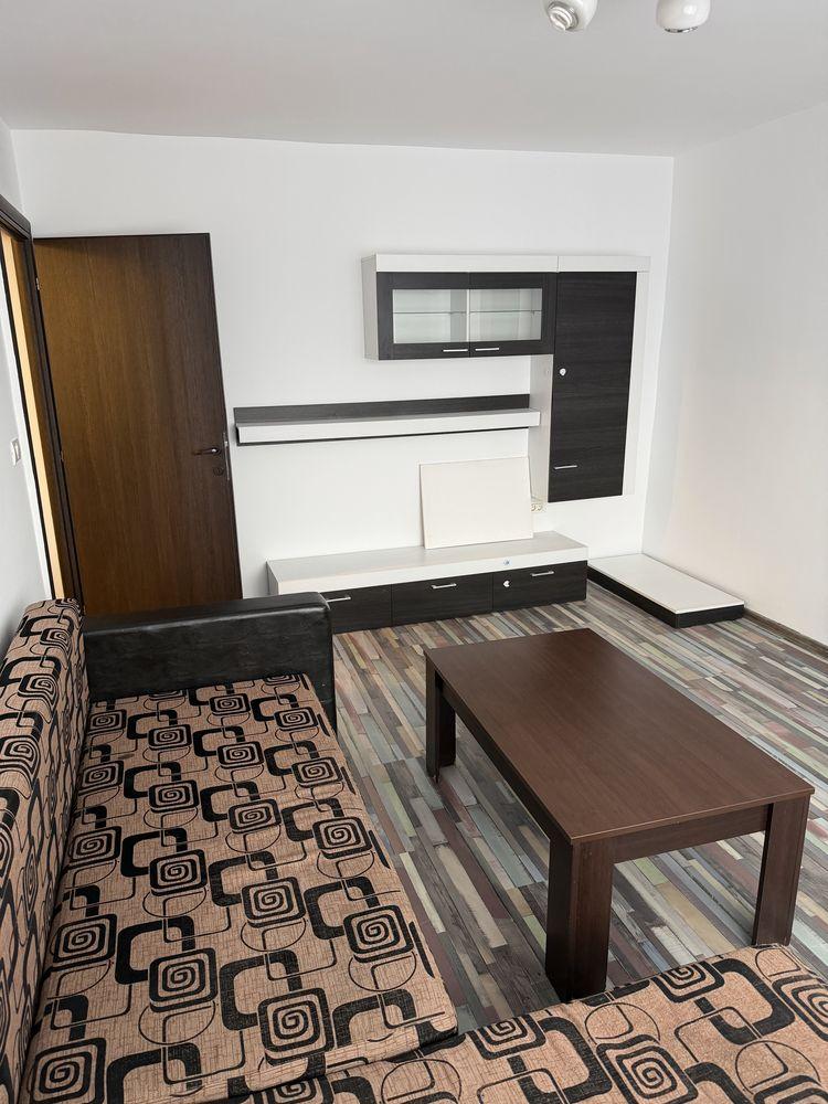 Inchiriez apartament 2 camere zona Dacia