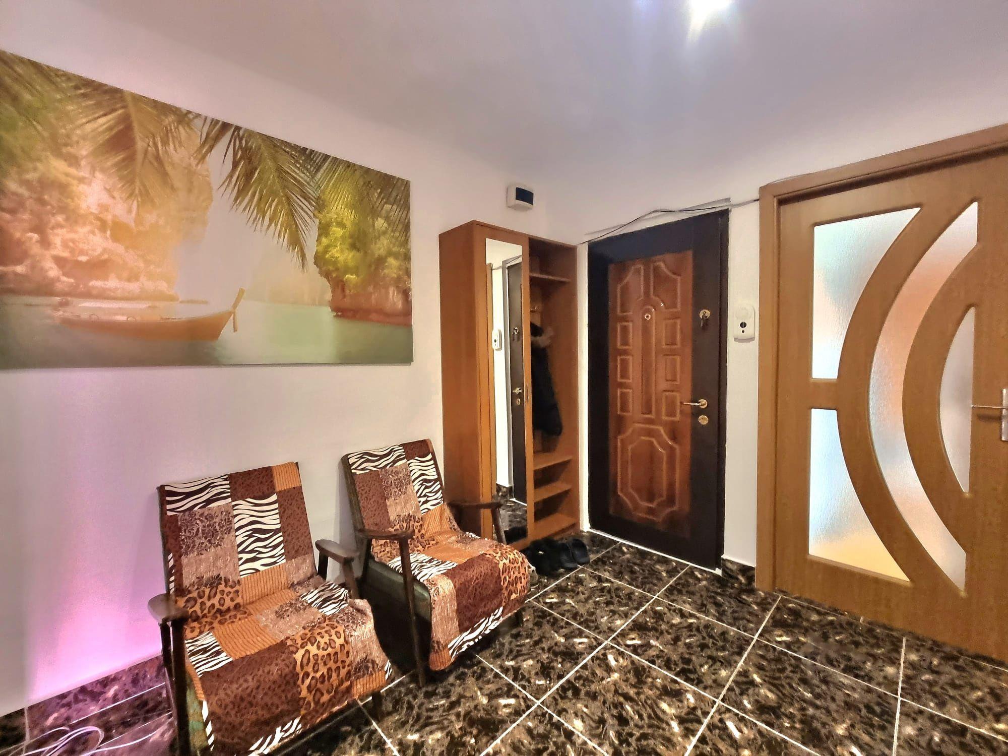 Proprietar închiriez apartament 2 camere decomandate 60mp confort 1.