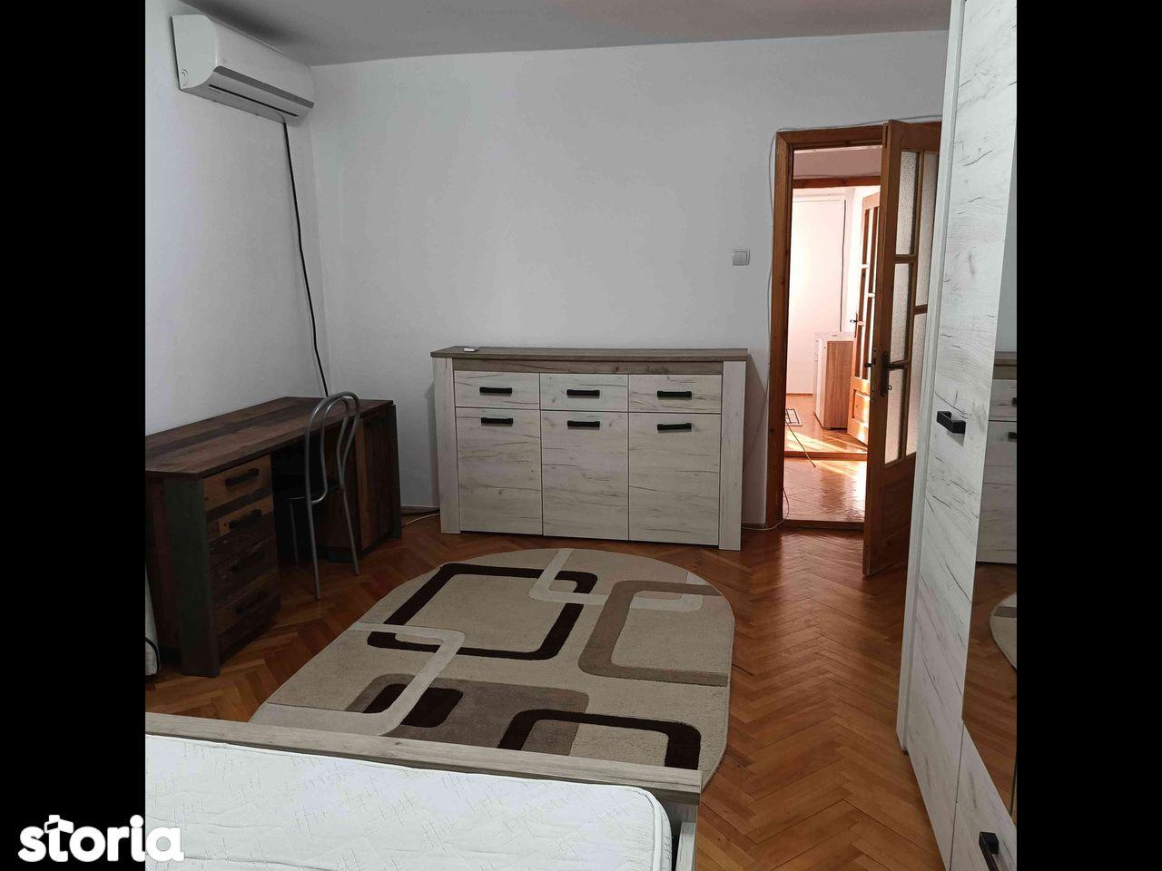 Închiriez ap. 2 cam. girocului, decomandat