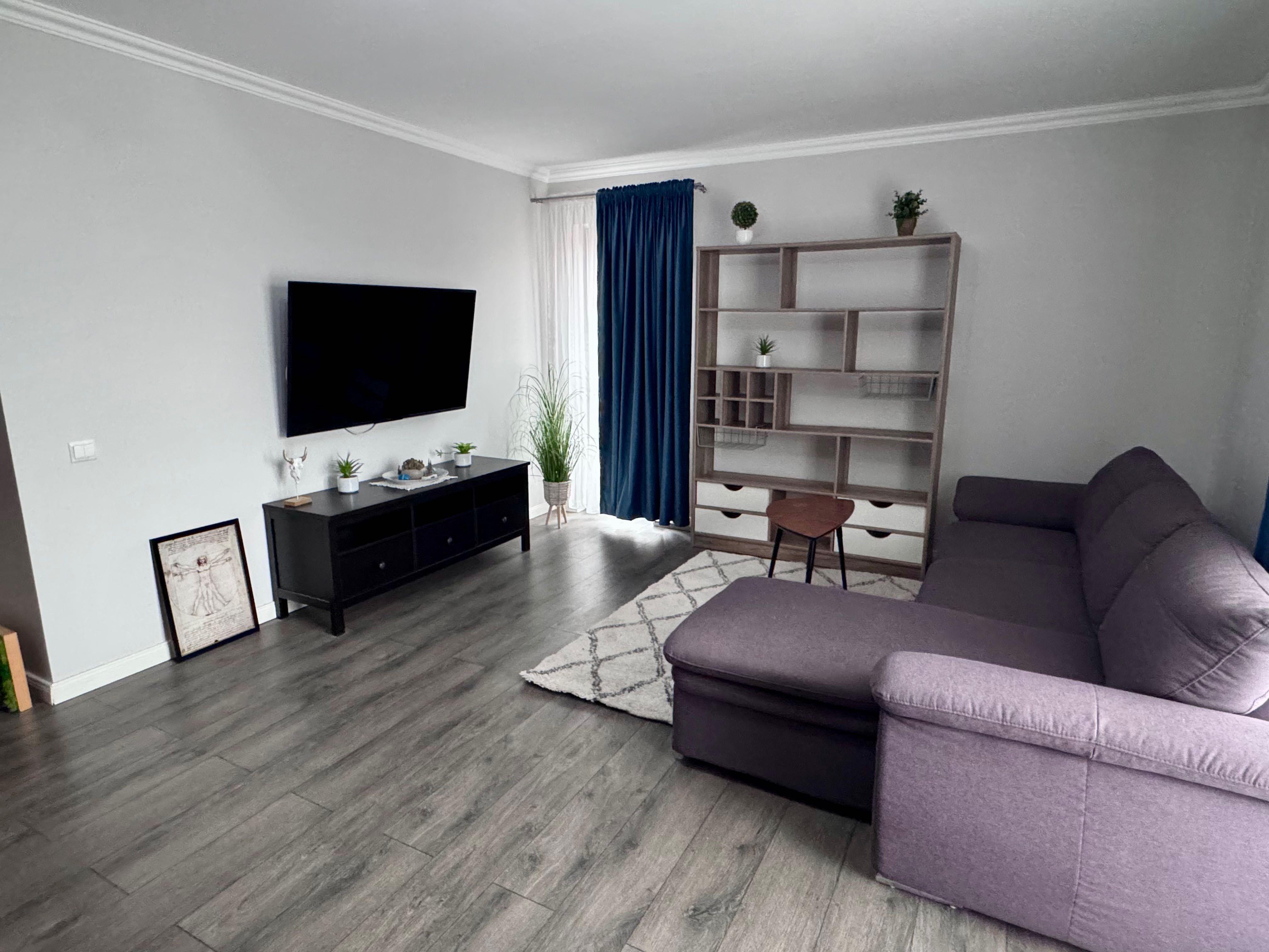 Proprietar – Închiriez apartament 2 camere Braytim, 65 mp, parcare inclusă
