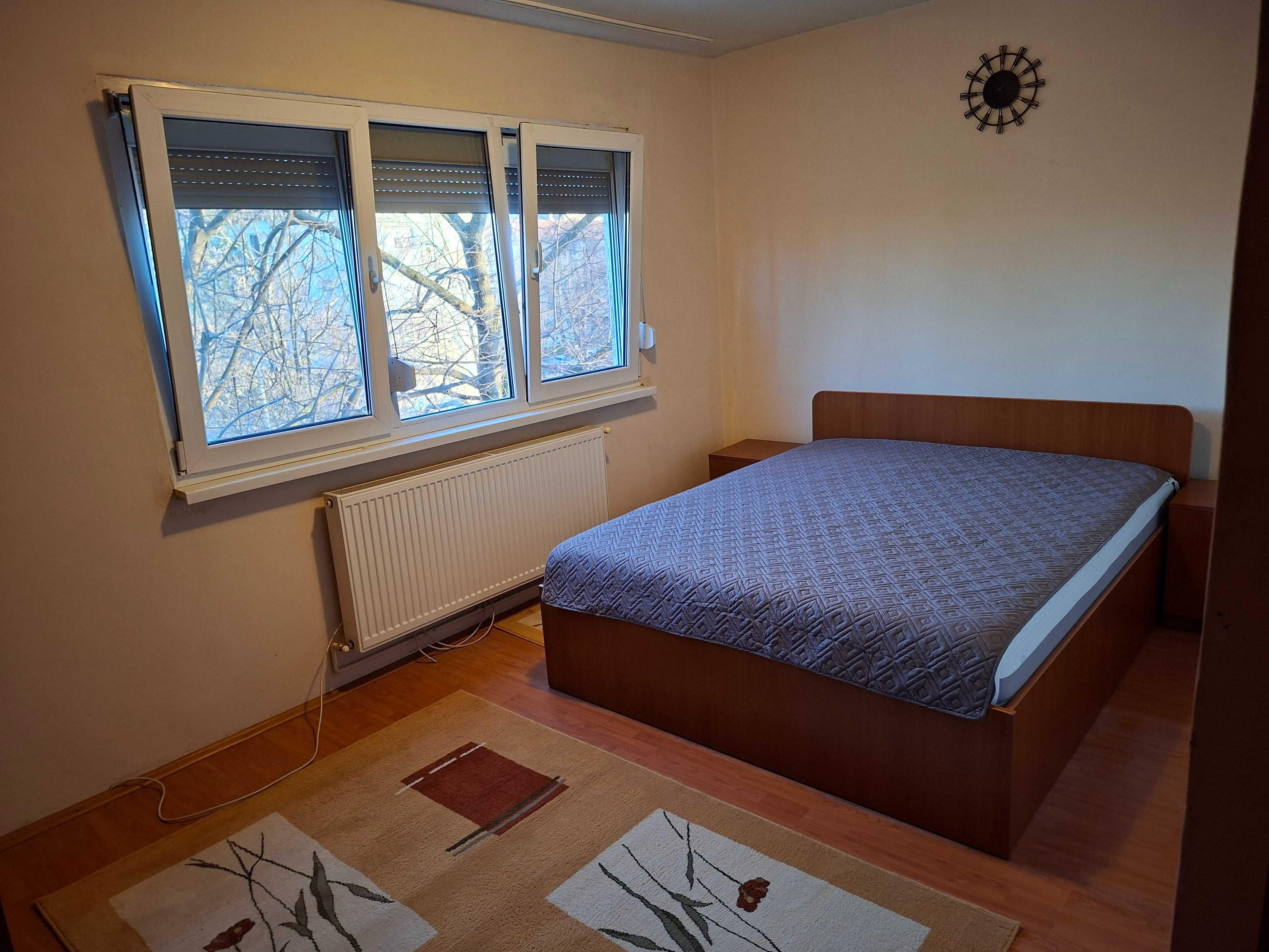 Apartament 3 camere de inchiriat