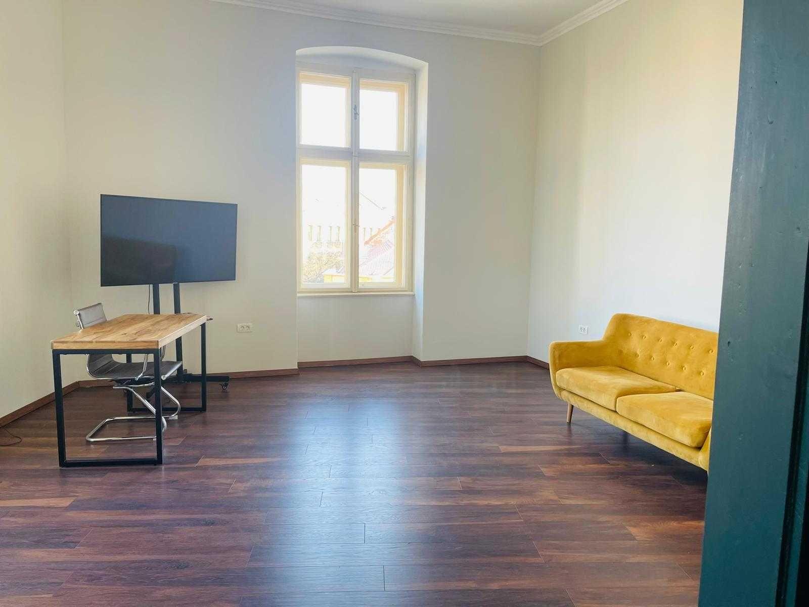 Apartament de închiriat – Piața Maria (Direct de la proprietar)