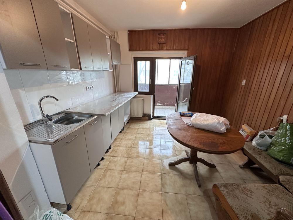Apartament 3 Camere Zona Soarelui