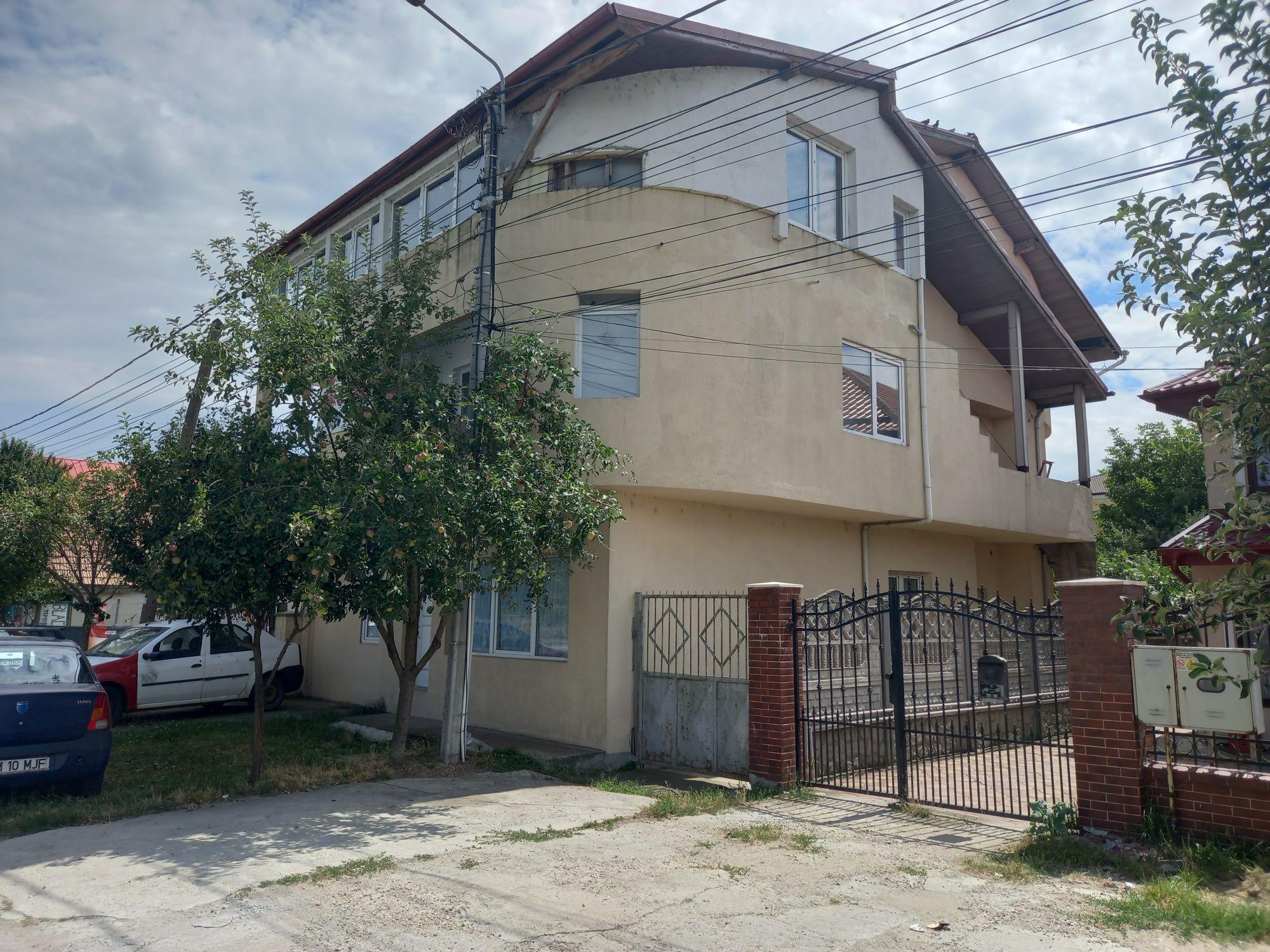 Clădire Mehala 13 Camere  3Nivele