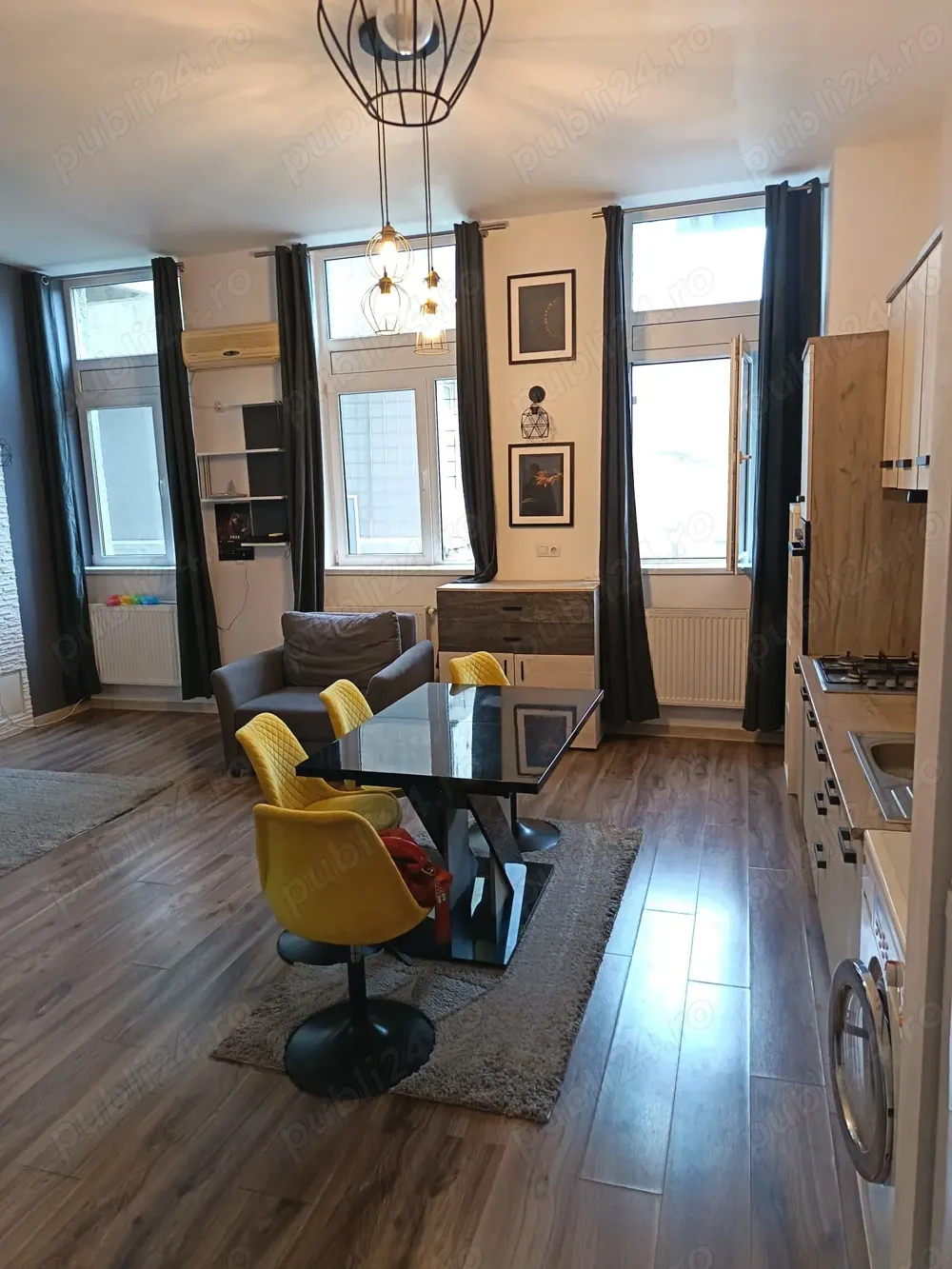 Inchiriez apart 40 MP zona centrala-CASA MODEI ,et 2,380 euro