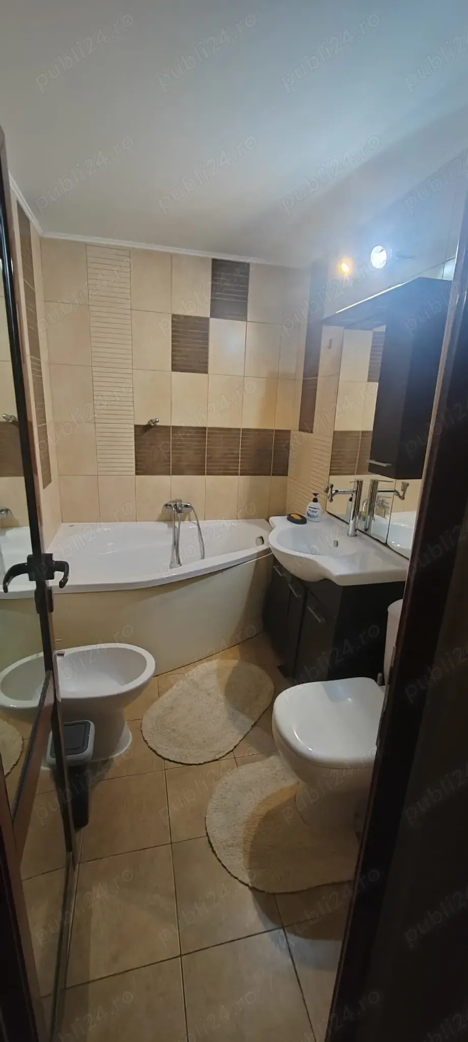 Persoana fiziică închiriez aparatament 2 camere