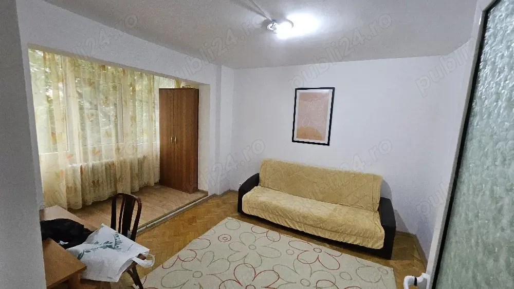 închiriez apt. 3 cam Sd, Podu Roș