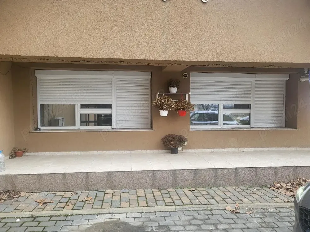 Vand sau schimb apartament