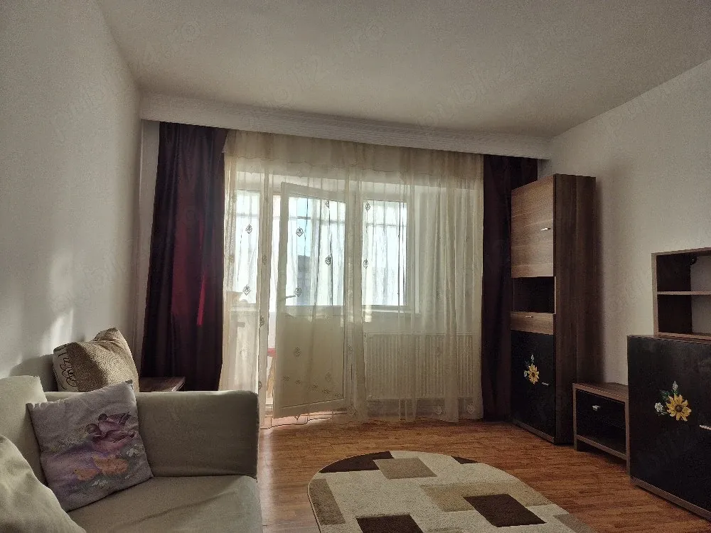 Vând apartament 3 camere decomandat, Iasi, Dacia