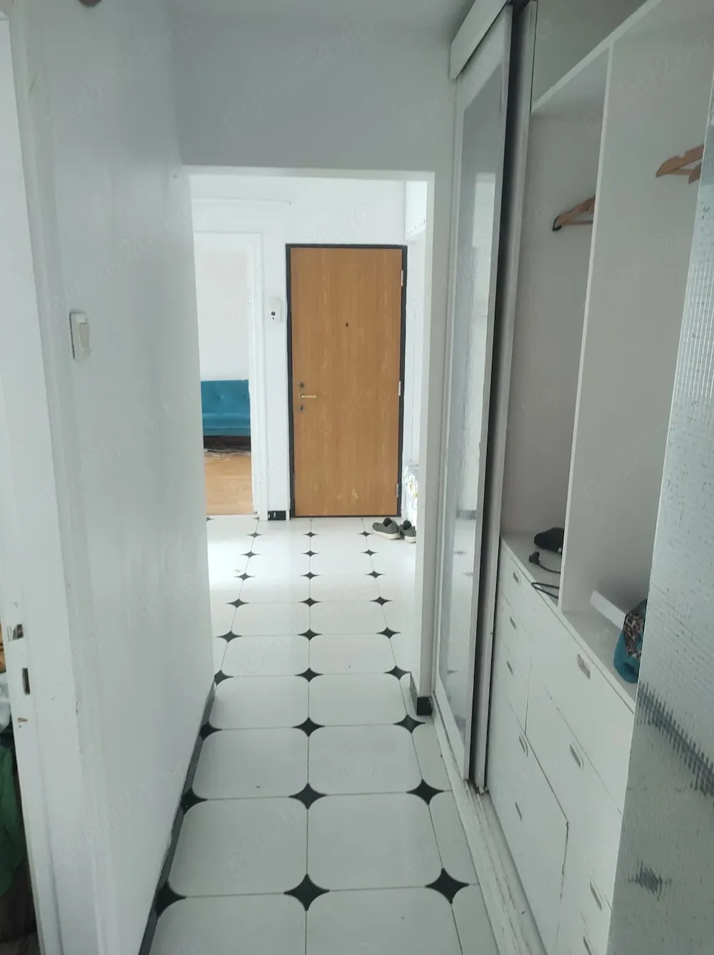 Apartament  PODU DE FIER , 1982,   luminos ,central, 3 camere D, 60 mp,  bld. Tudor Vladimirescu