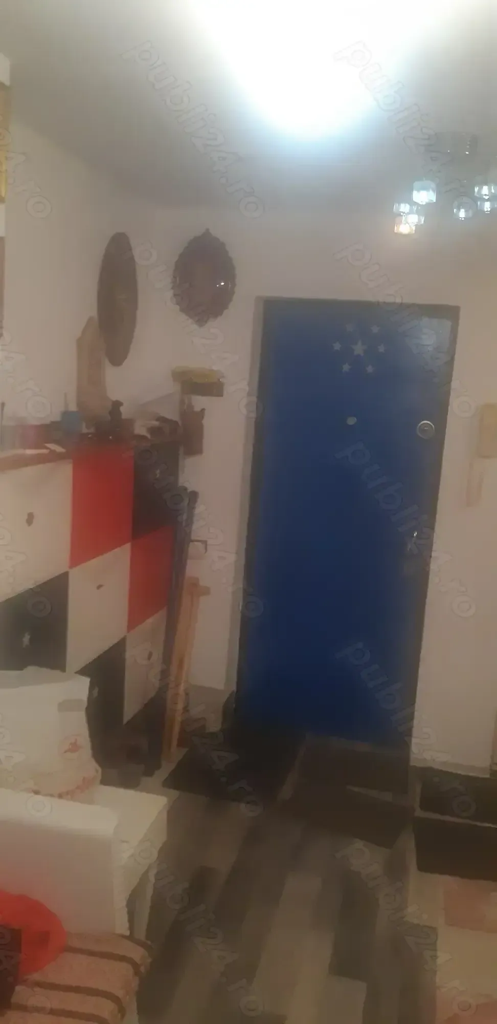 Persoana fizic   vînd apartament cu 4 camere decomandat spatios