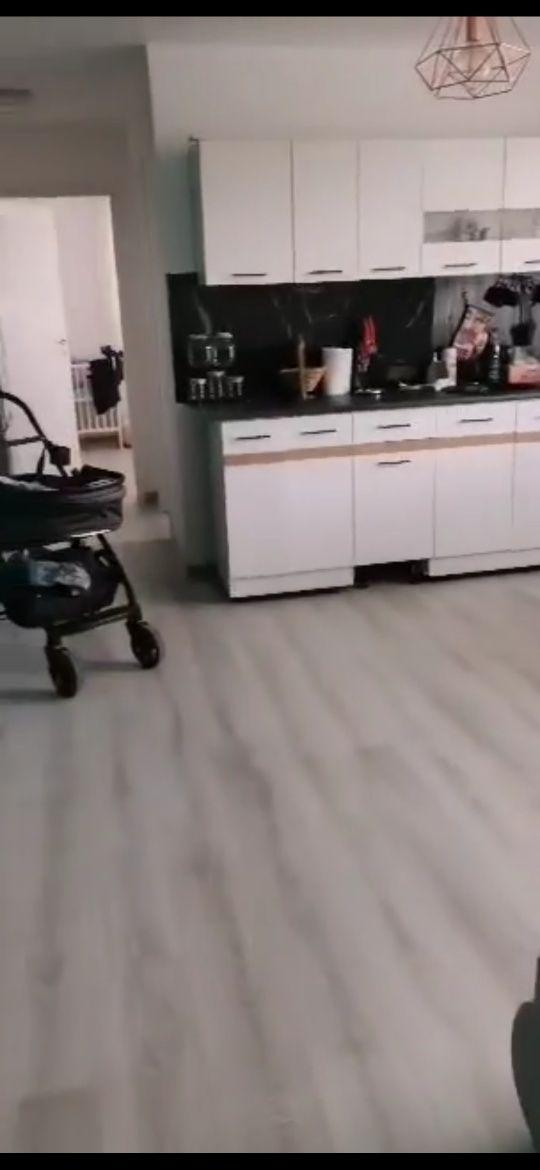 Apartament de vânzare