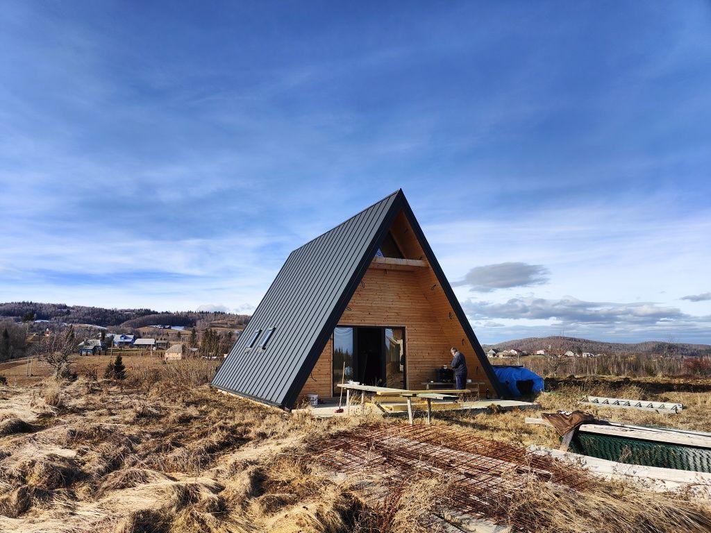 Cabana Risca zona frumoasa - imagine 1