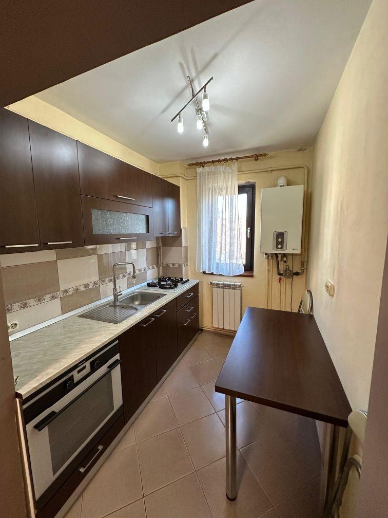 Apartament 2 camere,1980,Etaj 3/4,Centrală termică proprie