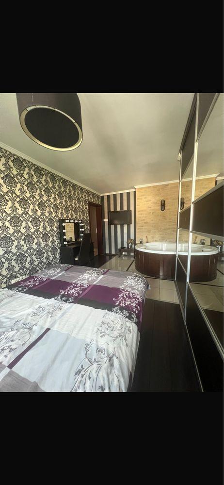 Apartament 3 camere DACIA colt cu DECEBAL