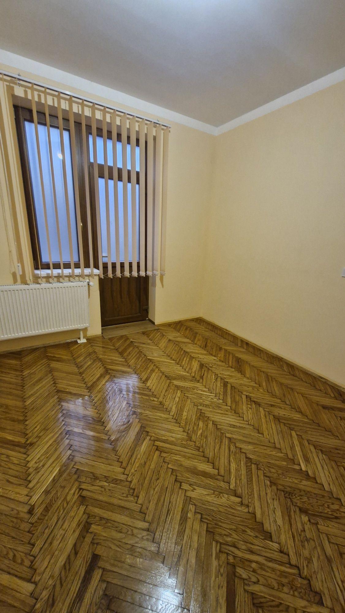 Închiriez spațiu birou